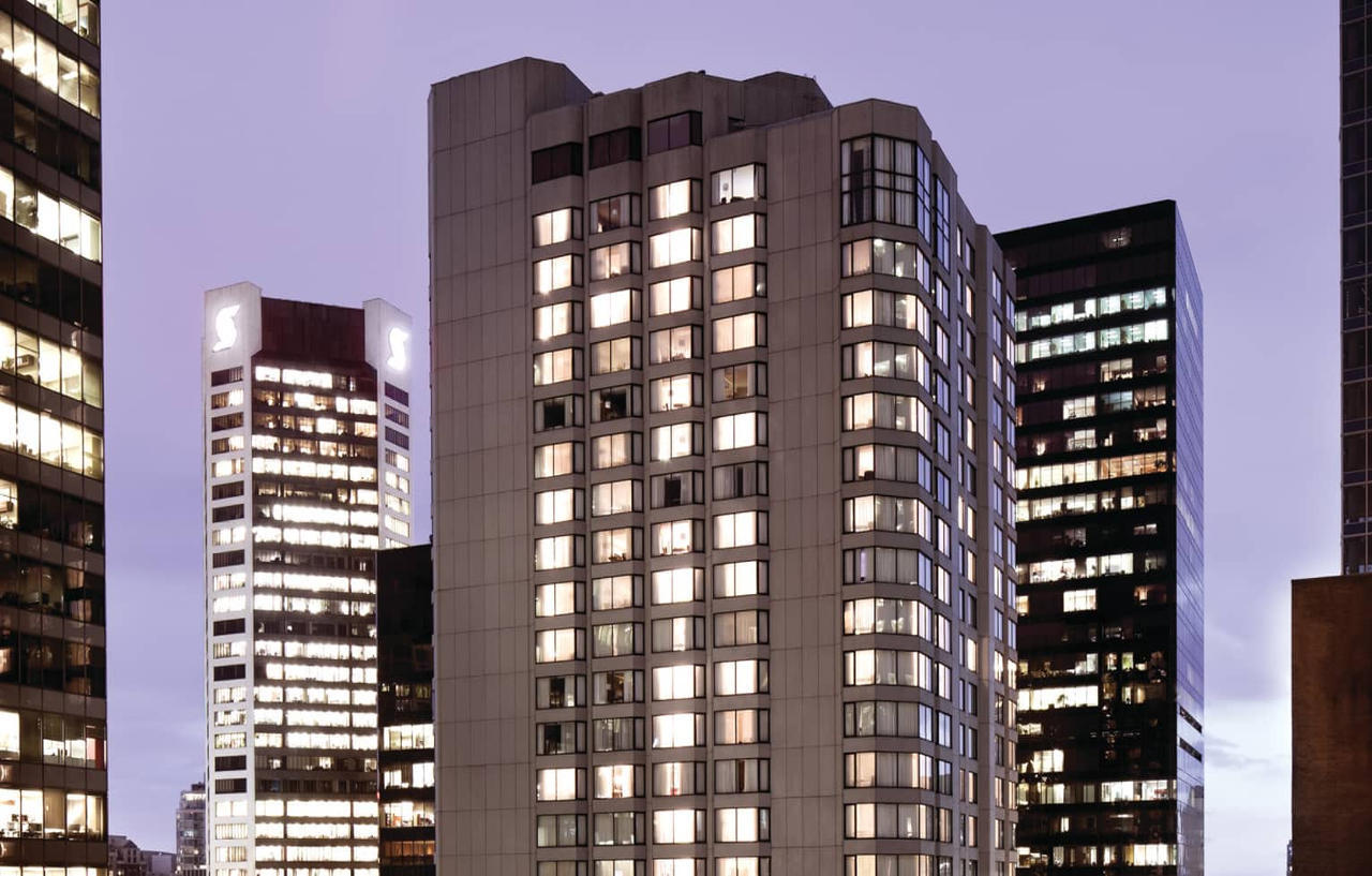 Four Seasons Hotel Vancouver Exterior photo